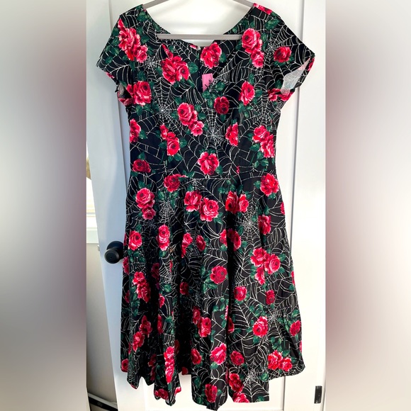 Vixen by Micheline Pitt Dresses & Skirts - Vixen by Micheline Pitt, Vanity Fair Dress in red spider web, 2X, EUC